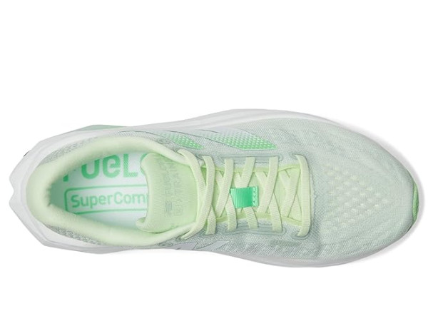 New Balance FuelCell SuperComp Trainer v3