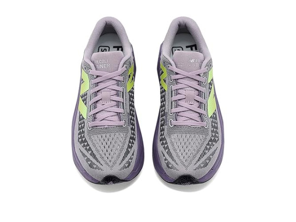 New Balance FuelCell SuperComp Trainer v3