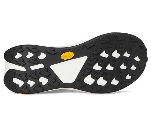Hoka Tecton X 3