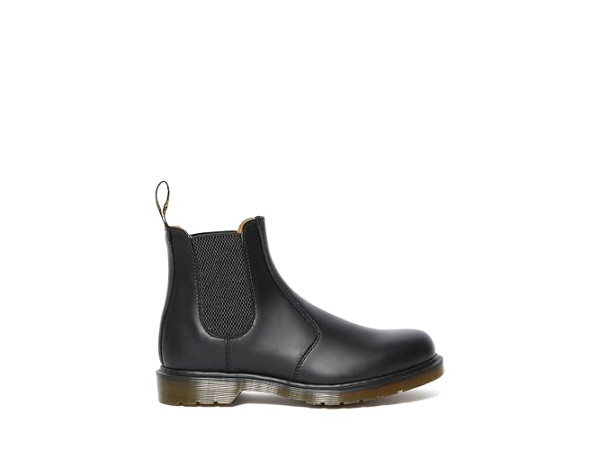 Dr. Martens 2976 Smooth Leather Chelsea Boots