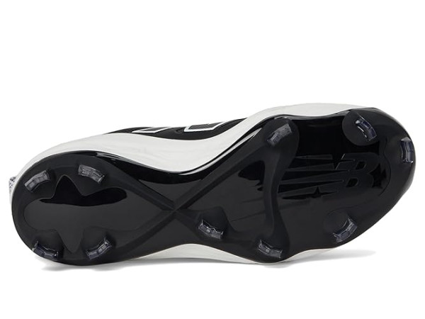 New Balance Fresh Foam Velov4 Molded Softball Cleats New Balance Fresh Foam Velov4 Molded Softball Cleats