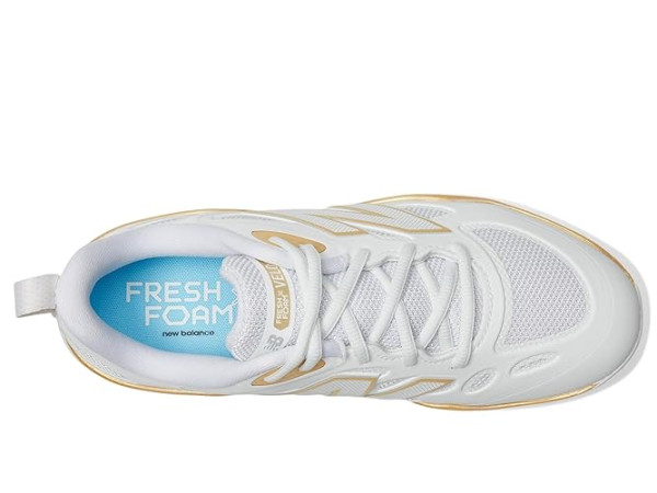New Balance Fresh Foam Velov4 Molded Softball Cleats