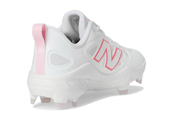 New Balance Fresh Foam Velov4 Molded Softball Cleats New Balance Fresh Foam Velov4 Molded Softball Cleats
