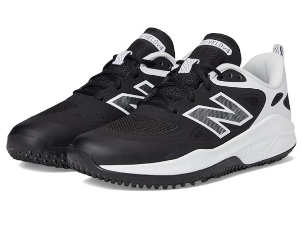 New Balance Fresh Foam Velov4 Turf-Trainer