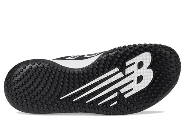 New Balance Fresh Foam Velov4 Turf-Trainer