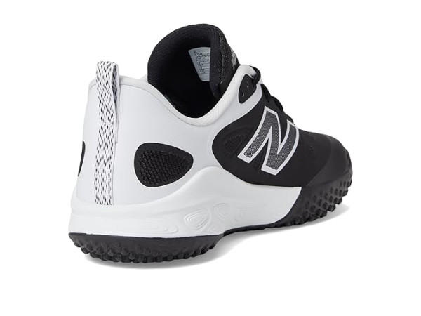 New Balance Fresh Foam Velov4 Turf-Trainer