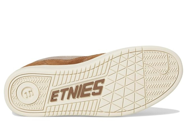 etnies Snake