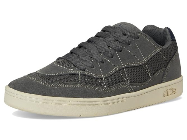 etnies Snake
