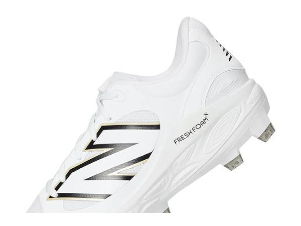 New Balance Fresh Foam 3000v7 Molded Baseball Cleats New Balance Fresh Foam 3000v7 Molded Baseball Cleats