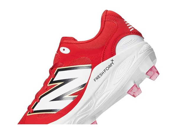 New Balance Fresh Foam 3000v7 Molded Baseball Cleats New Balance Fresh Foam 3000v7 Molded Baseball Cleats