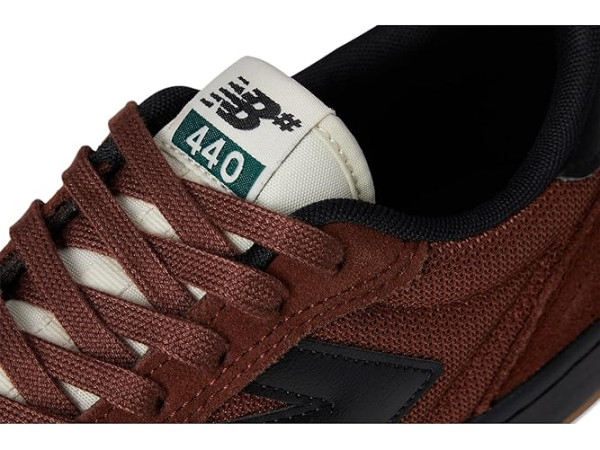 New Balance Numeric 440 V2