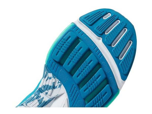 Newton Running Motion 13