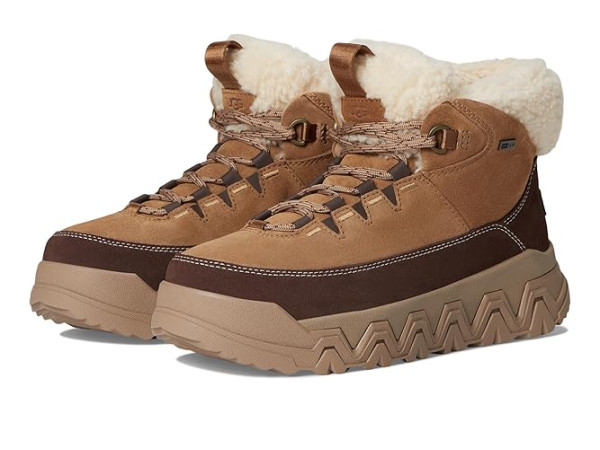 UGG Terretrail Cozy Lace