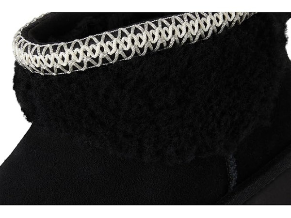 UGG Classic Ultra Mini Maxi Curly UGG Classic Ultra Mini Maxi Curly