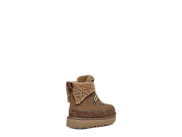 UGG Clssic Alpine Lace-Up