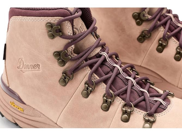 Danner Mountain 600 Leaf Danner Mountain 600 Leaf