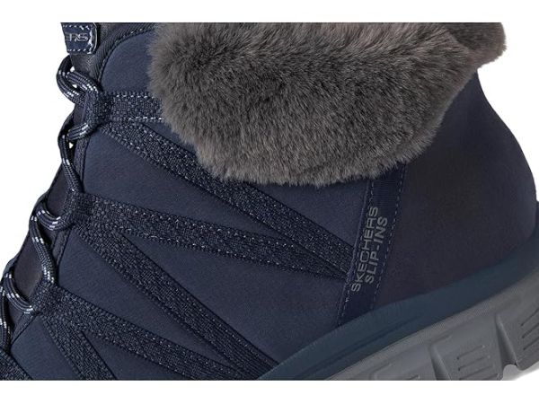 SKECHERS Graceful - Cozy Strolls Hands Free Slip-Ins SKECHERS Graceful - Cozy Strolls Hands Free Slip-Ins
