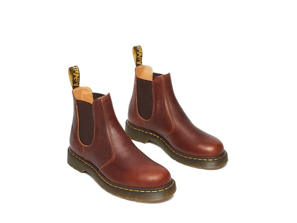 Dr. Martens 2976 Leather Chelsea Boots