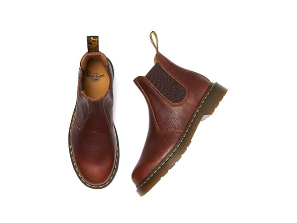 Dr. Martens 2976 Leather Chelsea Boots