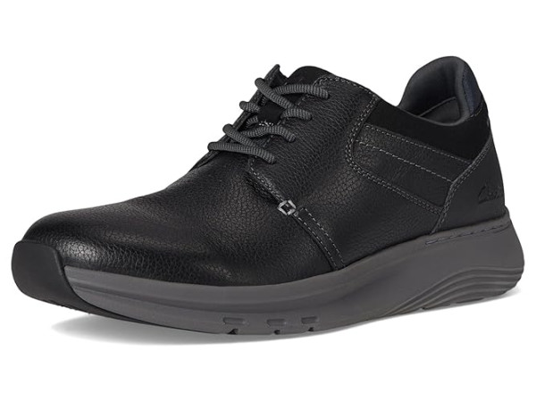 Clarks Motion Trek Plain Toe