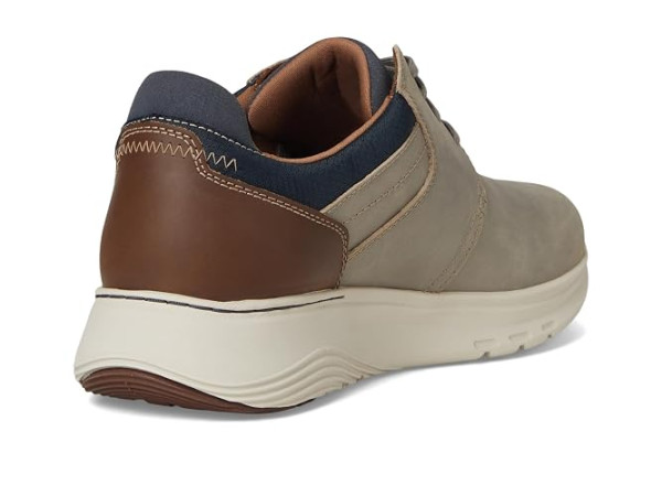 Clarks Motion Trek Plain Toe Clarks Motion Trek Plain Toe