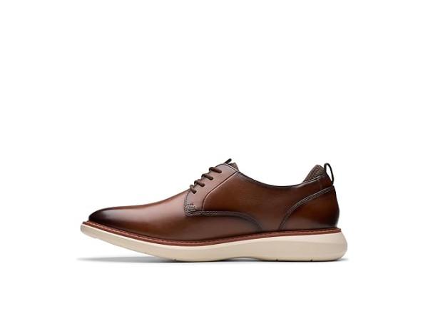 Clarks Brantin Plain