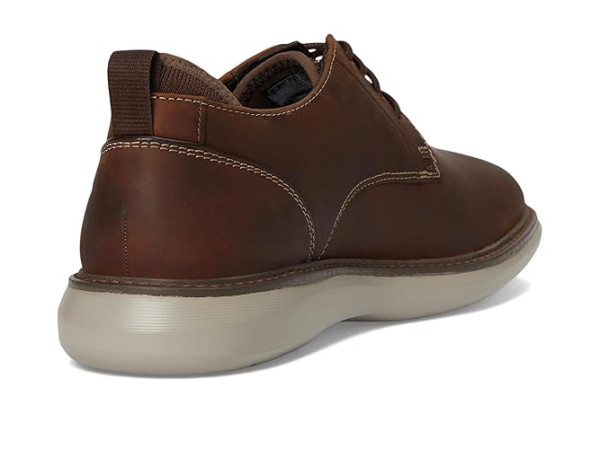 Clarks Brantin Plain