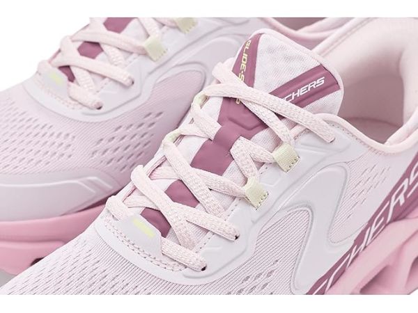 SKECHERS Glide Step Altus Hands Free Slip Ins