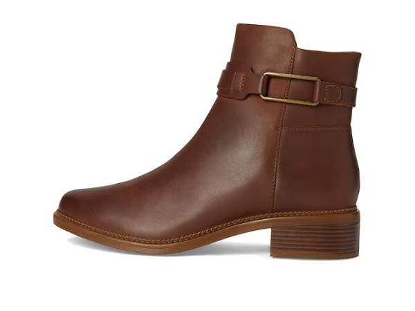 Clarks Maye Bella