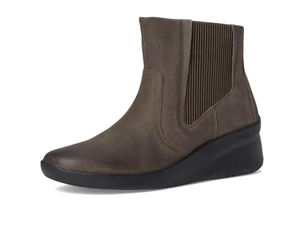 Clarks Suttyn Rae