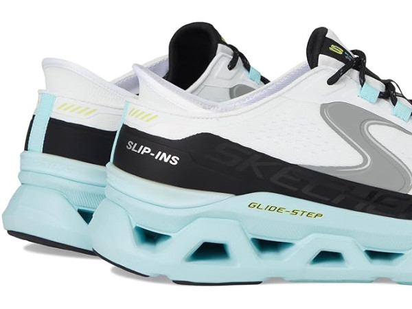 SKECHERS Glide-Step Altus Hands Free Slip-In