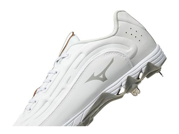 Mizuno 9-Spike Ambition 3 Baseball Cleats Mizuno 9-Spike Ambition 3 Baseball Cleats