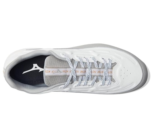 Mizuno Finch Elite 6 Low TPU Softball Cleats Mizuno Finch Elite 6 Low TPU Softball Cleats