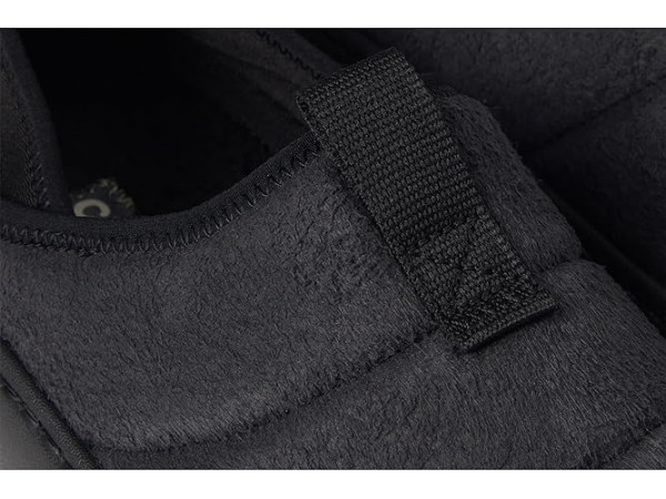 Crocs Classic Puff Moc