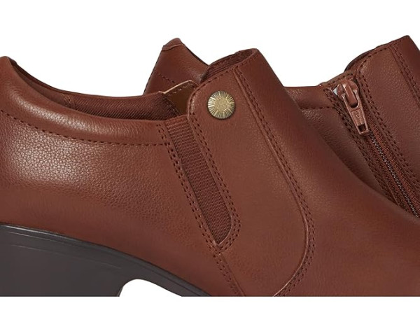 Clarks Emily 2 Reyna