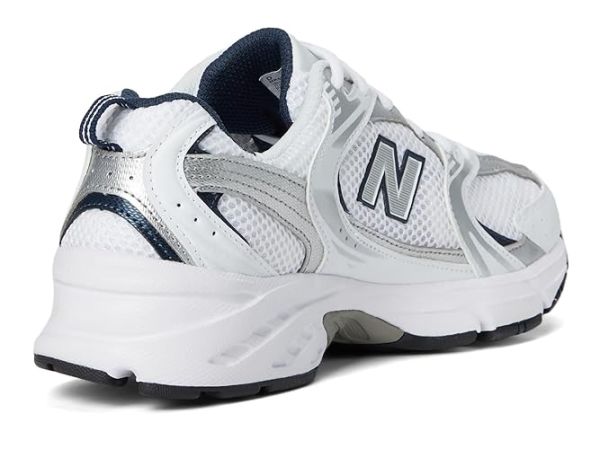 New Balance Classics 530