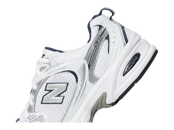 New Balance Classics 530