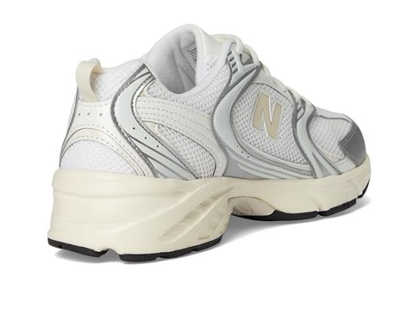 New Balance Classics 530