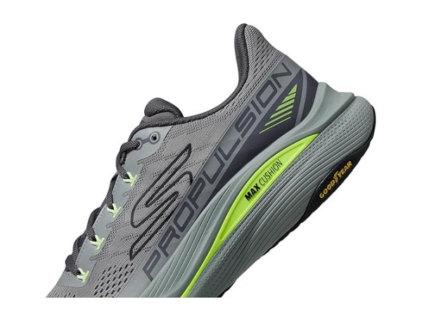 SKECHERS Max Cushioning Propulsion SKECHERS Max Cushioning Propulsion