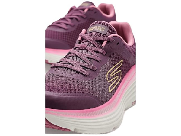 SKECHERS Max Cushioning Endeavour Canova