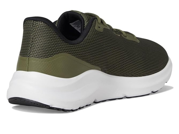 Under Armour Charged Pursuit 4 Under Armour Charged Pursuit 4