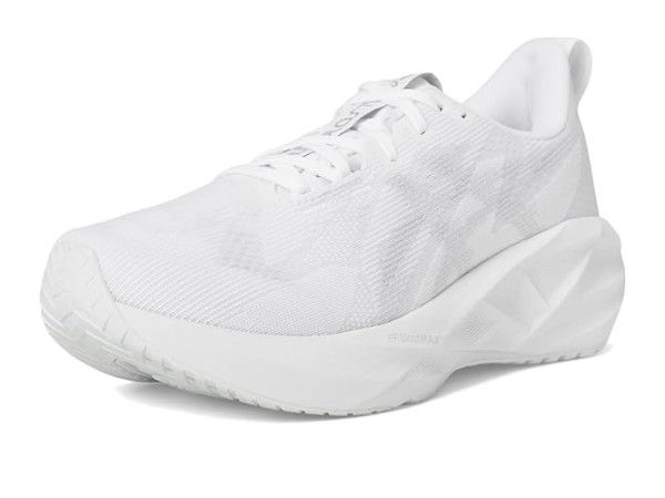 ASICS Novablast 5