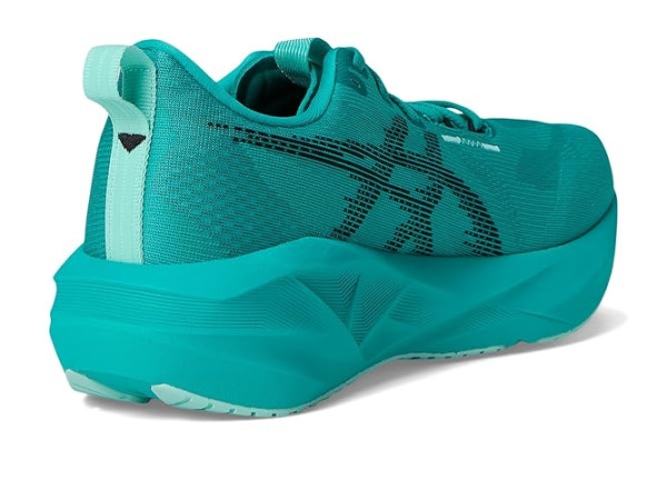 ASICS Novablast 5