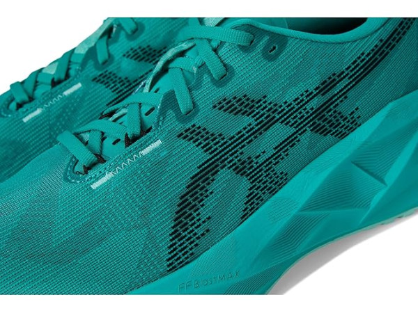 ASICS Novablast 5