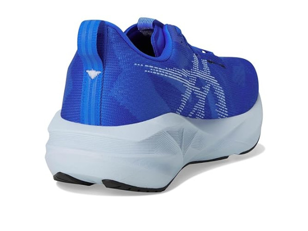 ASICS Novablast 5 ASICS Novablast 5