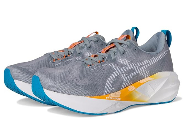 ASICS Novablast 5
