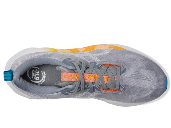 ASICS Novablast 5