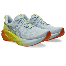 ASICS Novablast 5