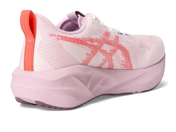 ASICS Novablast 5