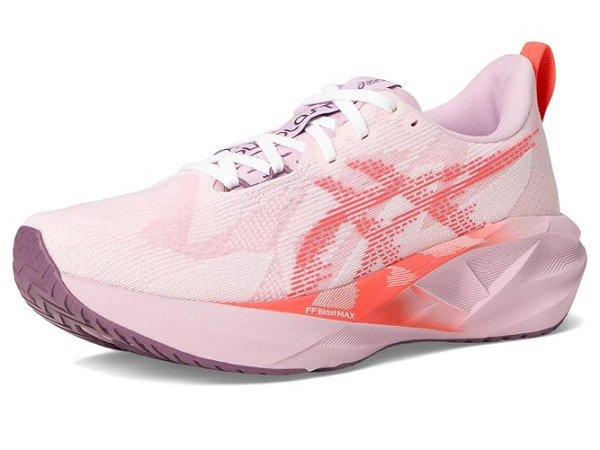 ASICS Novablast 5
